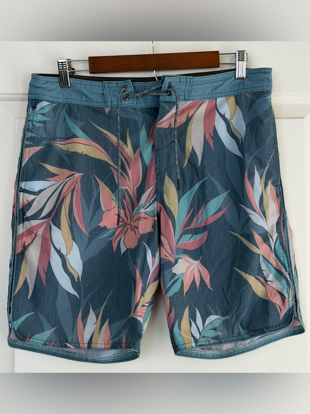 O'Neill Floral Cruzers Board Shorts